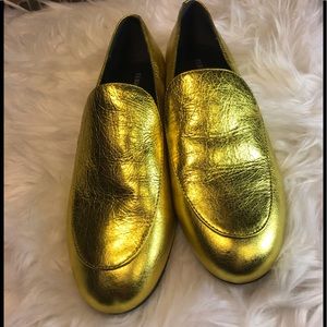 Kenneth Cole Leather Loafers, Gold, Size 9.